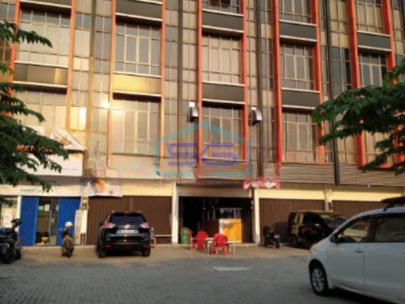 New and Ready to Use Shop House for Sale in Rawamangun, East Jakarta BUA 306 m²
