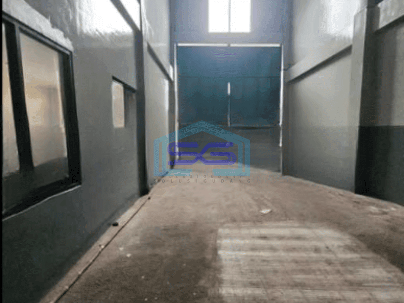 Disewakan Gudang 3 Lantai Ada Kantor Luas Bangunan  2000 m² di Batu Ceper Tangerang
