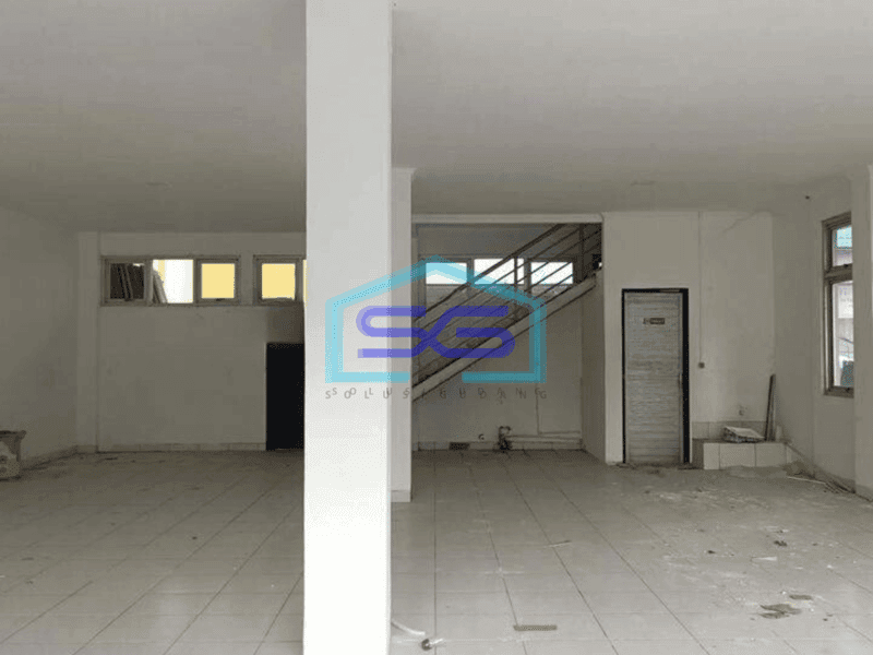 Disewa Ruko Main Road Hook di Tubagus Ismail Kota Bandung