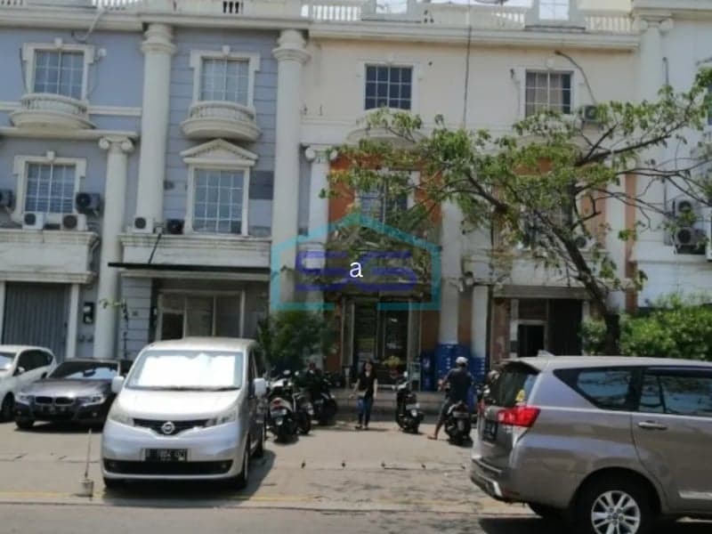 Dijual Ruko di Bukit Golf Mediterania, PIK Jakarta Utara Luas Bangunan 75 m2