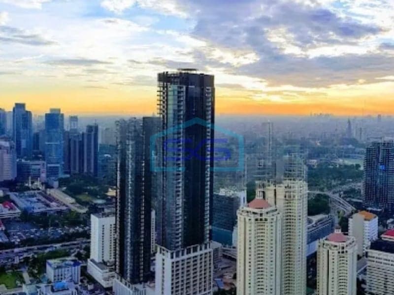 雅加达南部卡雷特塞曼吉萨特里亚街商业空间出售，建筑面积833平方米