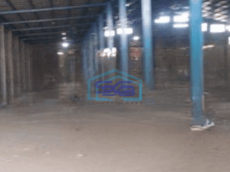 Disewakan Gudang Besar Akses Container Luas Tanah  4000 m² di Kartosuro Solo