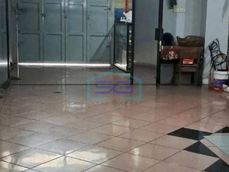 Dijual Ruko untuk Tinggal Usaha di Jalan Raya Mainroad Setiabudi Bandung Jawa Barat Luas Tanah 385 m²