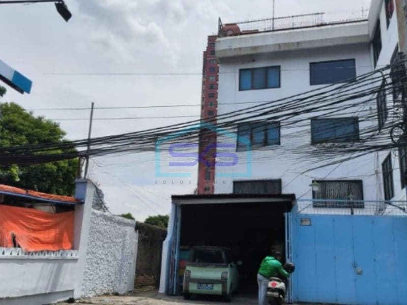 雅加达 pusat Pasar Baru 出售便宜店屋，建筑面积 342 平方米
