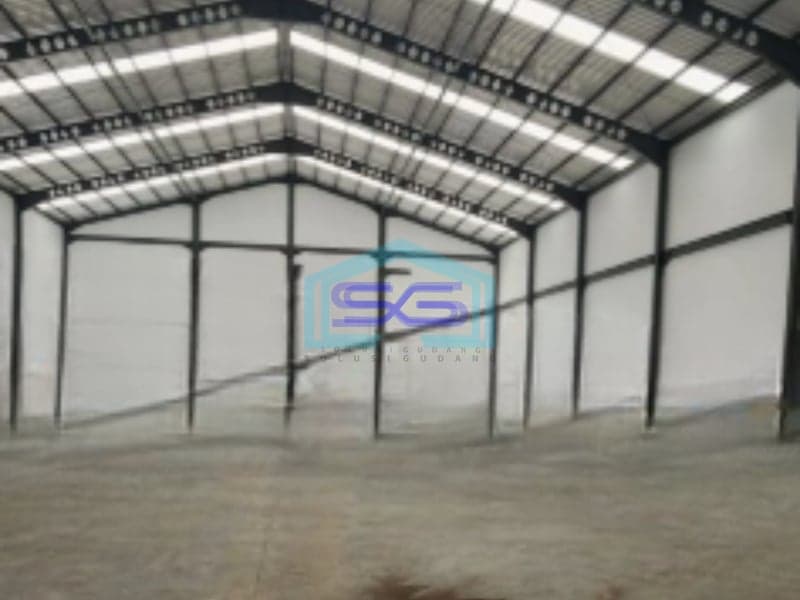 Disewakan Gudang Ada Kantor Luas Bangunan 813 m² Lokasi Ngaliyan Semarang