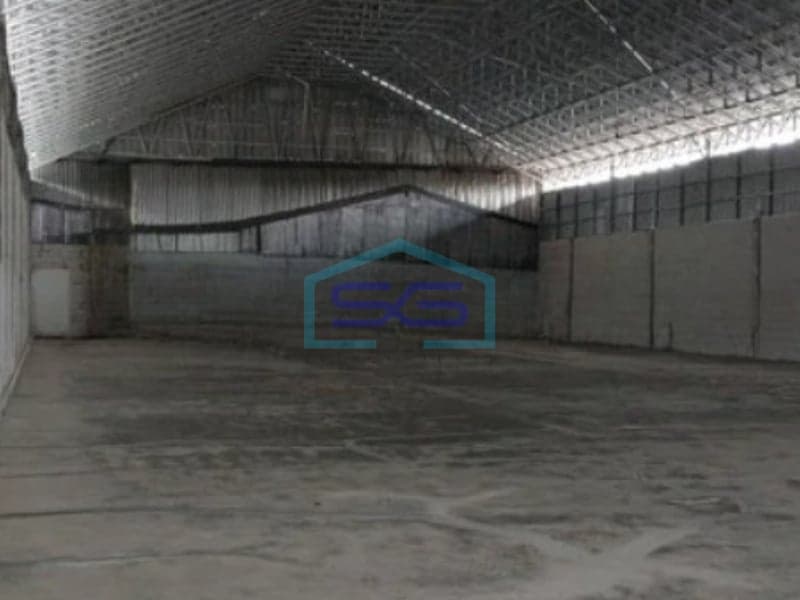 Disewakan Gudang Cocok untuk Investasi di Curug, Tangerang LB 1000 m²