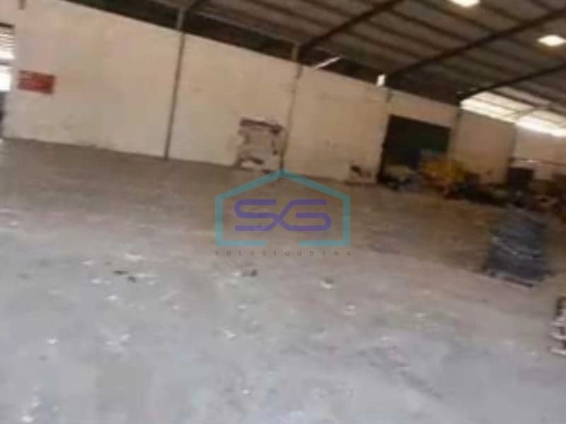 For Sale Warehouse Factory Building Size 13300 m² Ready to Occupy Gunung Putri Bogor Location