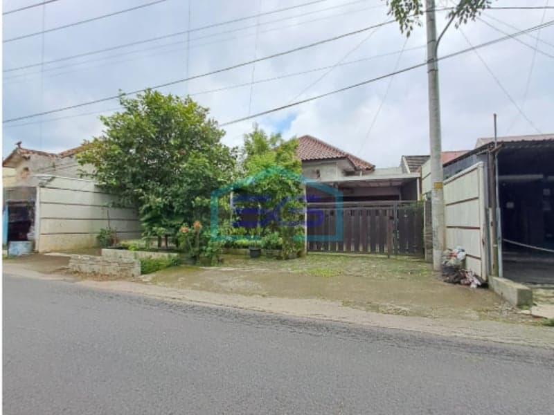 出售：Sleman Ngetiran 店屋，占地 516 平方米