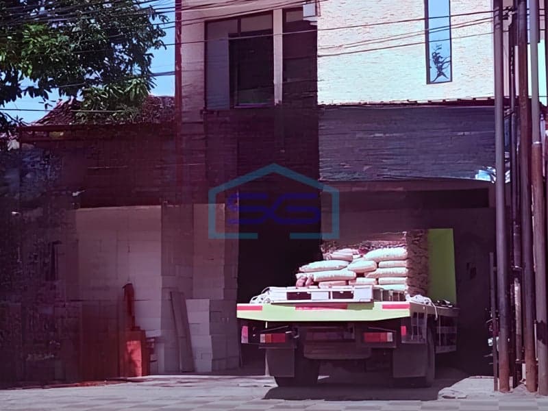 出售：因德拉普拉斯特拉亚商住楼，土地面积116平方米