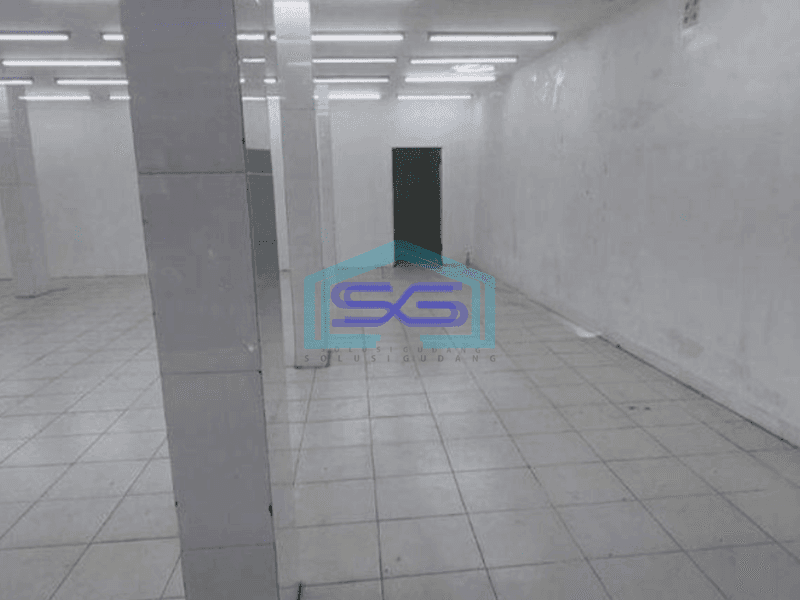 Disewakan Ruko Jelambar Gandeng 3 Ex Indomaret  di Jakarta Barat LB 577m2