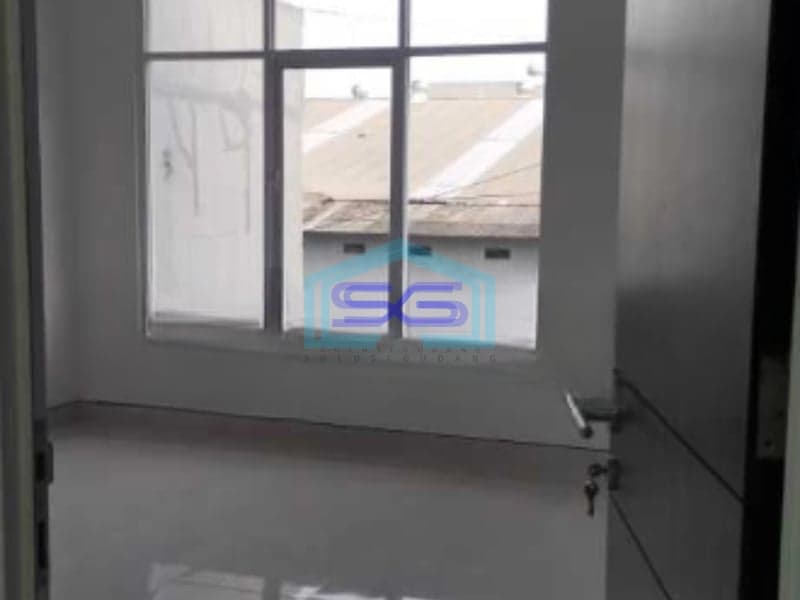 Disewakan Gudang Luas Tanah 850 m2 Lokasi di Alam Sutera Tangerang