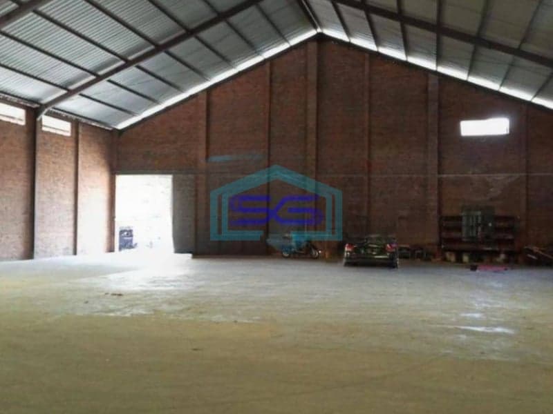 Dijual Gudang Nol Jalan Raya Area Mojokerto Kota Siap Pakai LT 1940m2