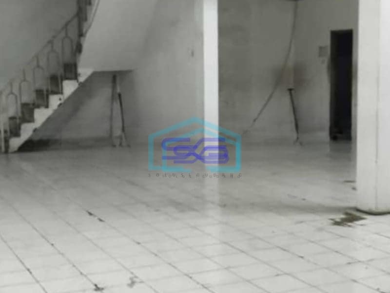 Disewakan Ruko 2 Lantai Luas Tanah 154 m² Lokasi di Jakarta Timur