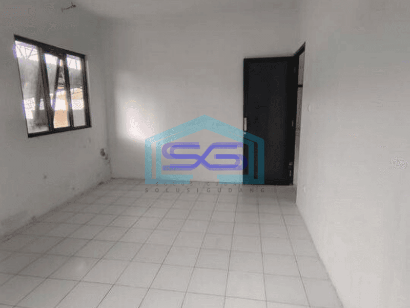 Disewakan Gudang Strategis Hanya 5 Menit dari Pintu Tol di Cikarang Selatan