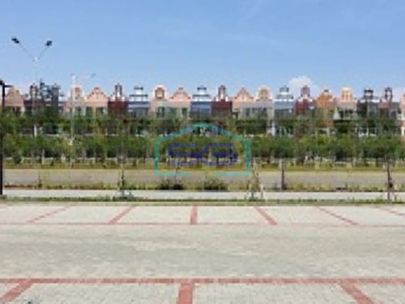 出售：滨海湾PIK 2商铺，丹格朗，雅加达北部，建筑面积300平方米