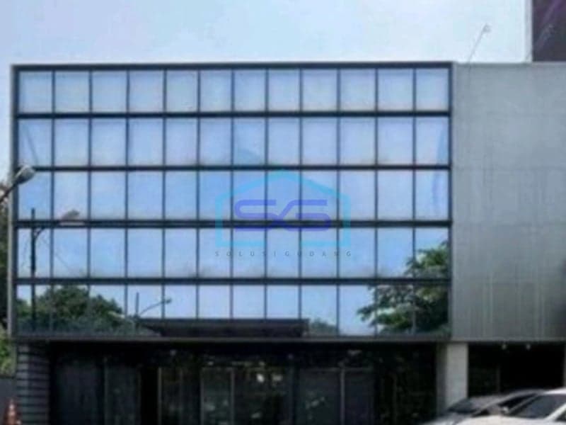 Office for Sale, Strategic Location in Palmerah, West Jakarta, Building Area 665 m²