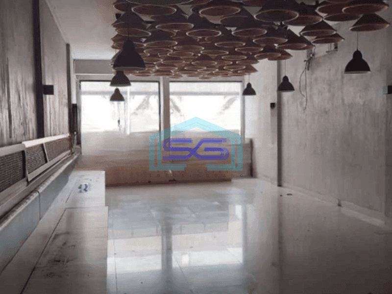 Disewakan Ruko Lokasi Strategis di Kelapa Gading Jakarta Utara Luas Bangunan  180 m²