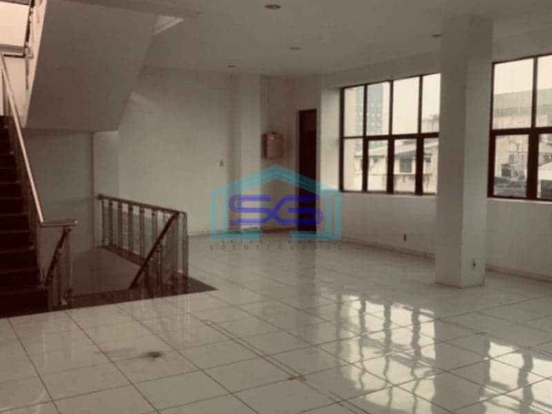 Disewakan Ruang usaha dan Gedung Cocok Untuk Kantor di Lengkong Bandung LB 1082m2