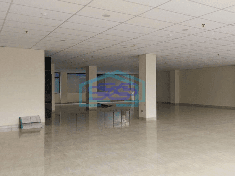 Dijual gudang  5,5 lantai di area setia budi, jakarta selatan
