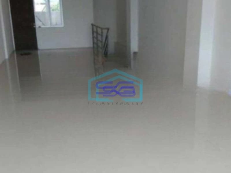 Disewakan Ruko 3 Lantai Luas Tanah 140 m² Lokasi Strategis di Sukajadi Bandung