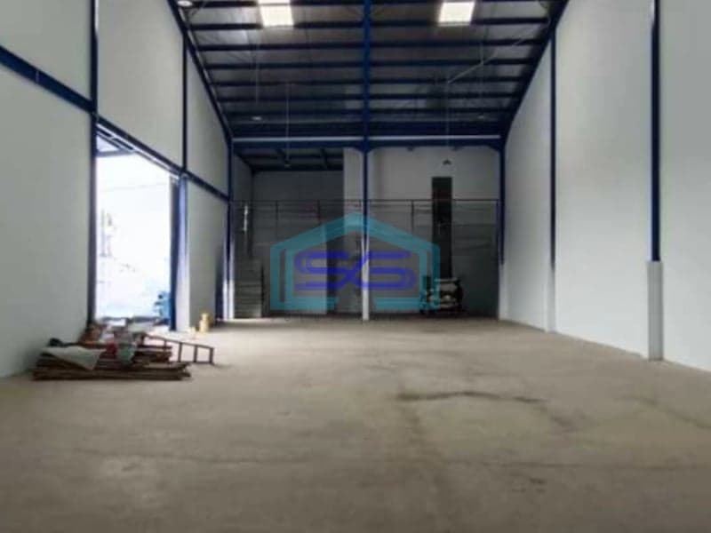 Dijual Gudang Baru Luas Tanah 915 m² Lokasi di Kapuk Kamal Jakarta Barat