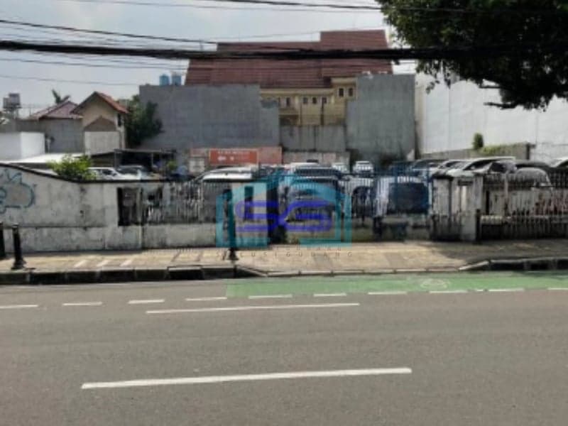 Dijual Tanah Kavling di Pinggir Jalan Raya Menteng Jakarta Pusat LT 1648m2