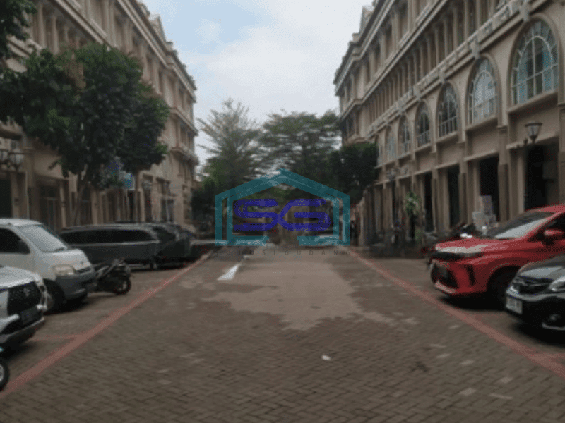 Disewakan ruko Sedayu Square Palm Cengkareng Jakarta Barat LB 432 m²