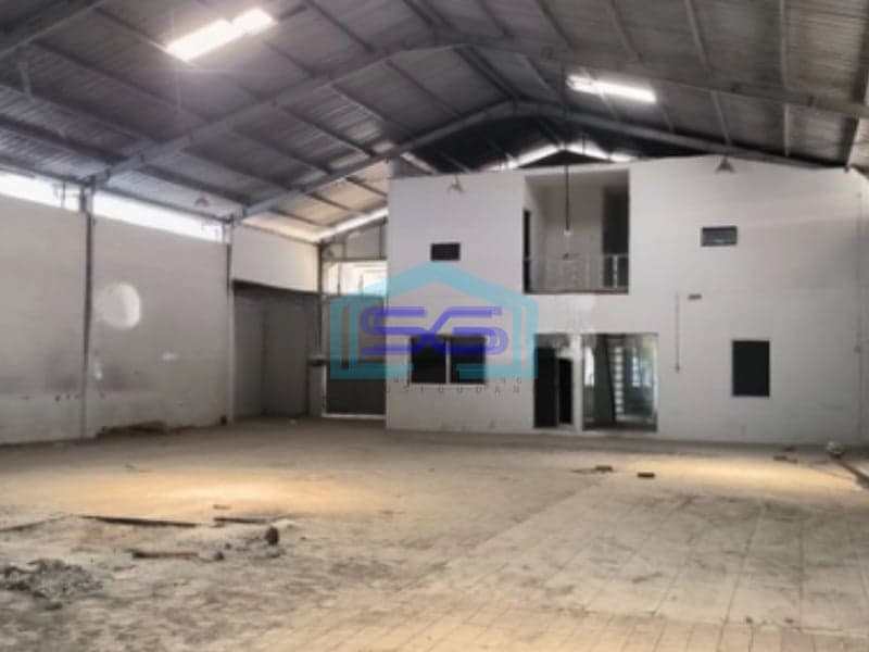 Disewakan Gudang Cipondoh Kavling Dpr Tangerang LB 800m2