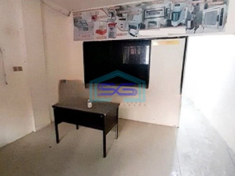 Disewakan Ruko Siap Pakai Letak Strategis di P. Jayakarta Jakarta Pusat LB 180m2
