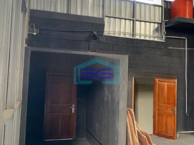 Disewakan Gudang Ada Kantor Luas Bangunan 700 m² Lokasi Strategis di Mantrijeron Yogyakarta