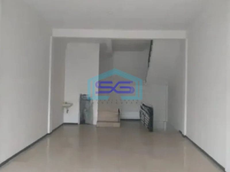 Disewakan Ruko Ex Cafe Luas 166m2 SHM di Jl. S. Supriadi Sukun Malang