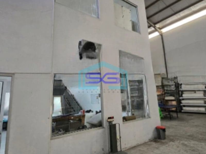 Disewakan Gudang Luas Bangunan  1300 m² Lokasi Ngaliyan Semarang