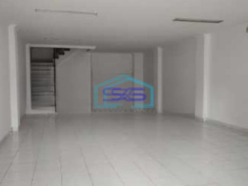 Disewakan Ruko 2 Lantai Luas Bangunan  170 m² Lokasi Rawamangun Jakarta Timur