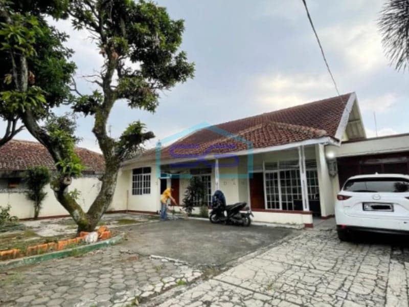 Dijual Murah Gudang di Cisaranten Kulon Arcamanik Bandung Jawa Barat Luas Tanah 710m²