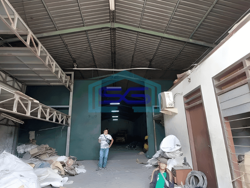 Dijual Gudang Margomulyo Permai Murah.