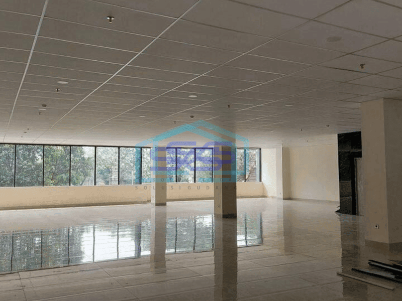 Dijual gudang  5,5 lantai di area setia budi, jakarta selatan