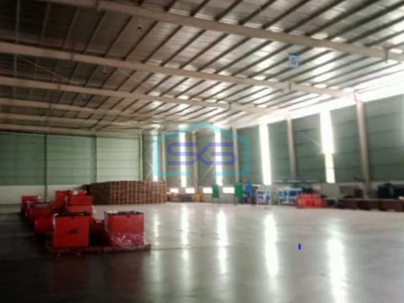 Dijual Gudang Pabrik Ada Loading Dock Luas Bangunan 4500 m² di Cikarang