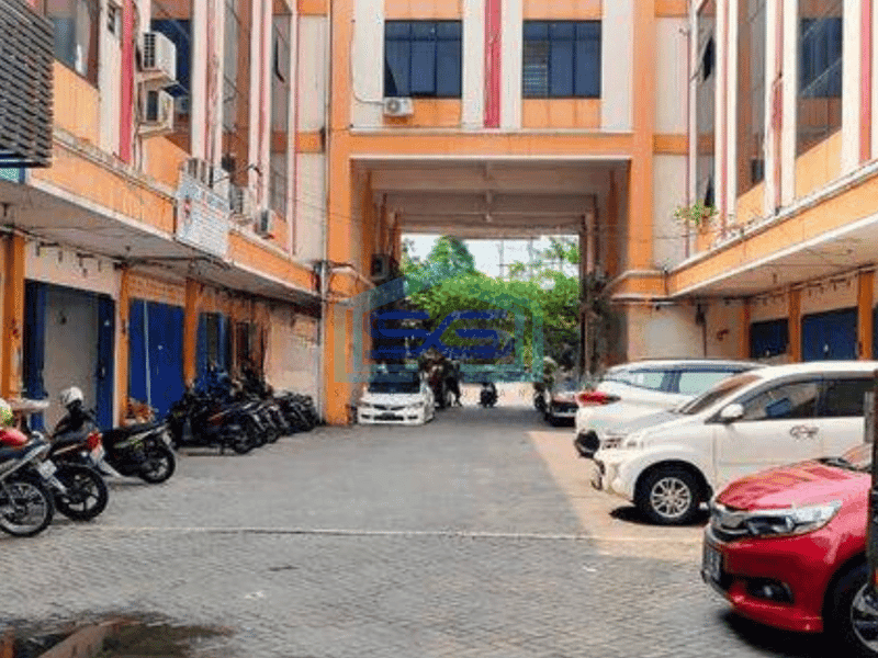 Disewakan Ruko Menganti, Wiyung Lebar 7.4m Cocok Untuk Gudang, Dekat Mastrip Surabaya