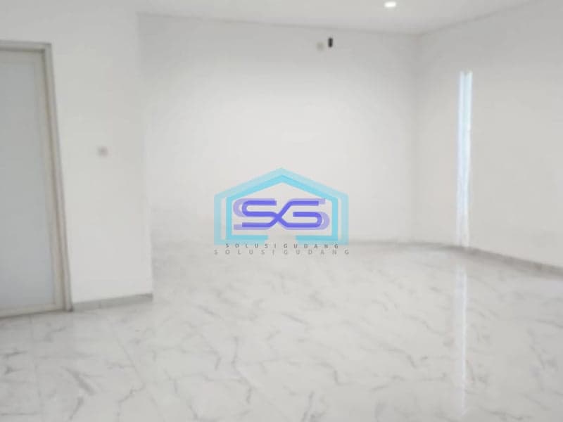 Disewakan Gudang Luas Bangunan  1550 m² Lokasi Strategis di Semarang Barat