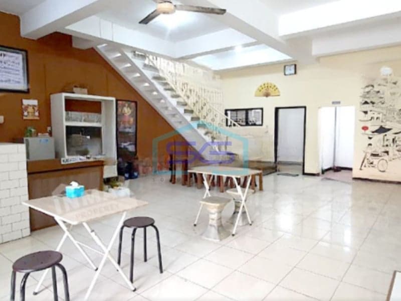 For Rent Shop House on Jalan Raya Betek Suhat Dinoyo Area, Malang East Java Building Area 165 m²