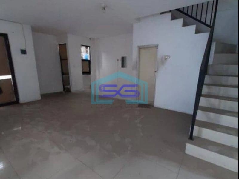 Dijual Gudang di Komplek Pusat Pergudangan Romokalisari Surabaya LT 440m2  Bagus HGB