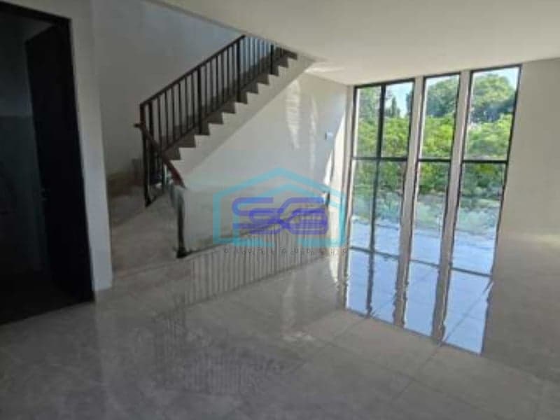 Disewakan Ruko Luas Bangunan  180 m² di Kota Wisata Jakarta Timur