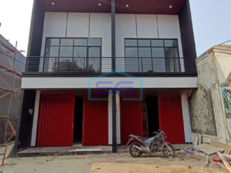 Disewakan Ruko Pinggir Jalan 2 Lantai di Jakarta, Jakarta Selatan LB 100 m²