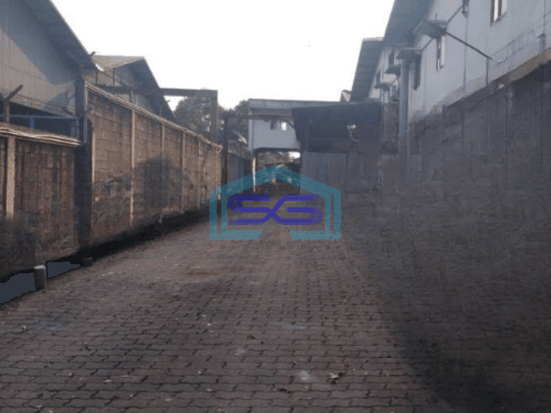Dijual Gudang Akses Container Luas Bangunan 4000 m² di Bitung Tangerang