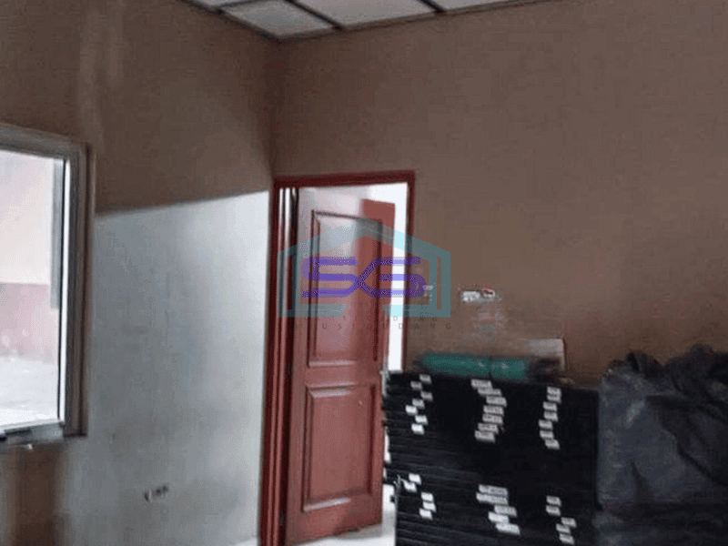 Disewakan gudang bagus 700m2 di Cipondoh