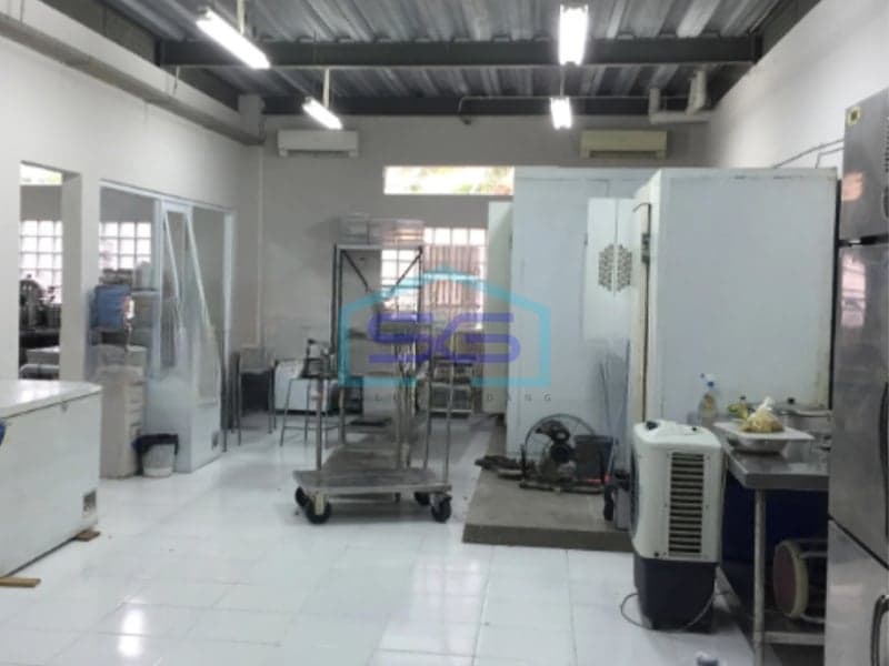Dijual Gudang Luas Tanah 800 m² Lokasi Cipondoh Tangerang