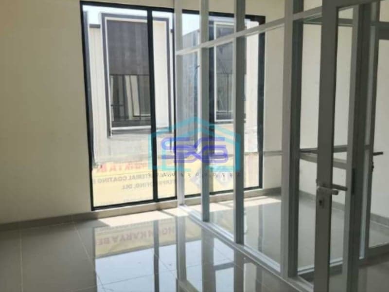 Disewakan Ruko Baru di Sorrento Boulevard Gading Serpong Tangerang Luas Bangunan  81 m²