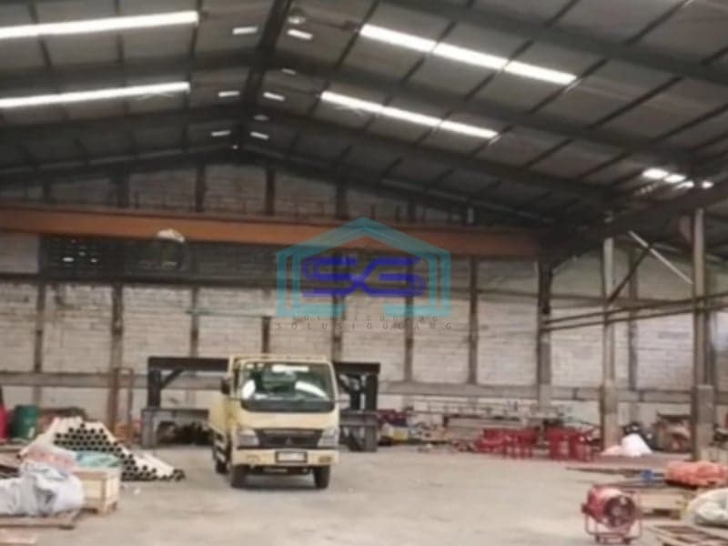 Disewakan Gudang Siap Pakai Di Jatiimulya Bekasi Barat Luas Bangunan  1300 m²