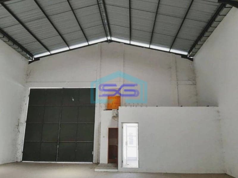 Disewakan Gudang di Kawasan Pergudangan Suri Mulia Margomulyo Surabaya LB 1600m2 Bagus HGB