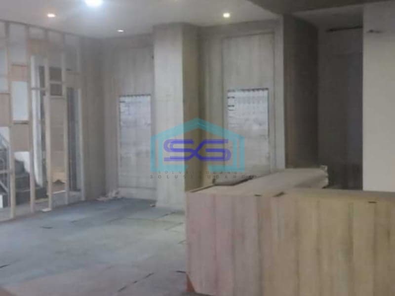 Disewakan Ruko Luas Bangunan 680 m² Lokasi Kelapa Gading Jakarta Utara
